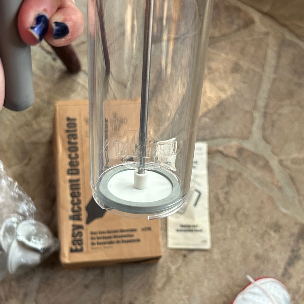The Pampered Chef Easy Accent Decorator with Six Tips;New in Original Packaging - Picture 8 of 16